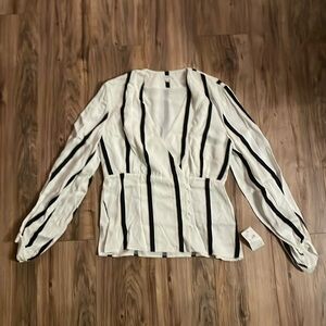 Equipment Femme striped v neck shirt with buttons